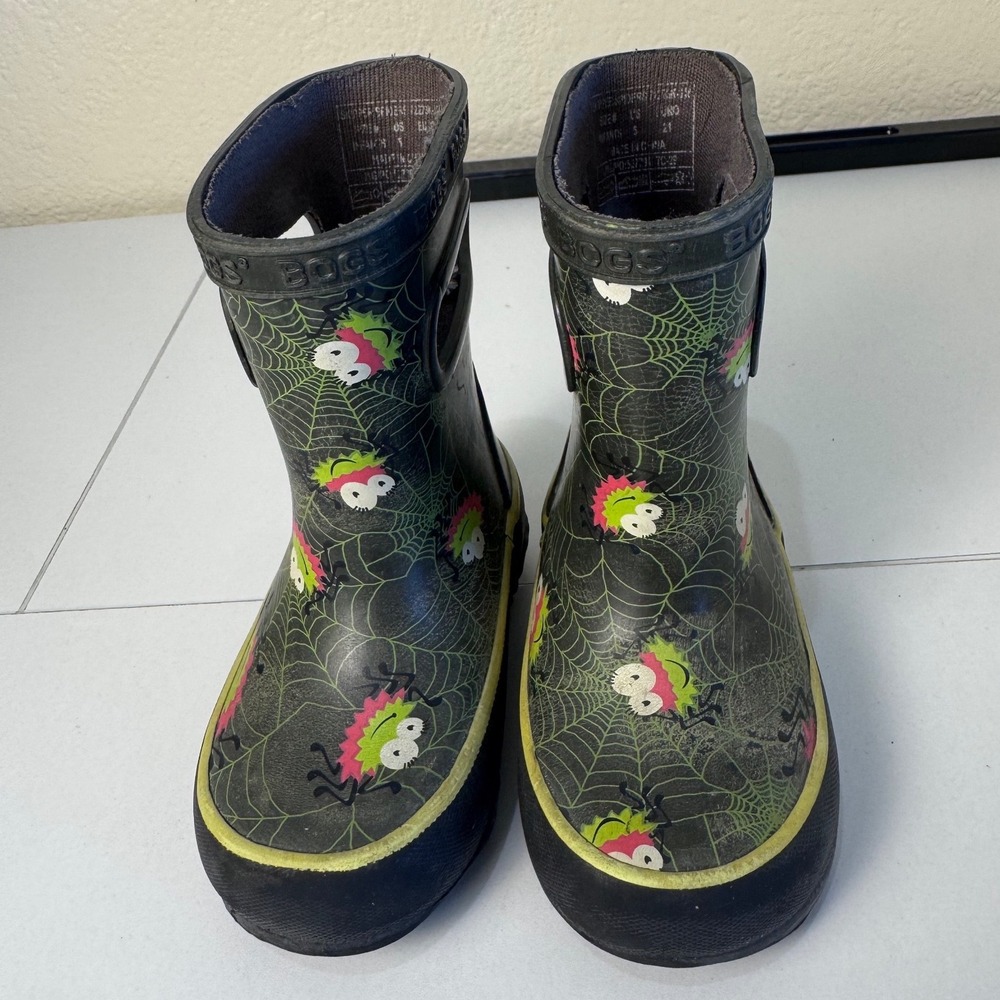 Bogs Skipper Spiders Infants Size 5 Rain Boots Black Green Spider Web